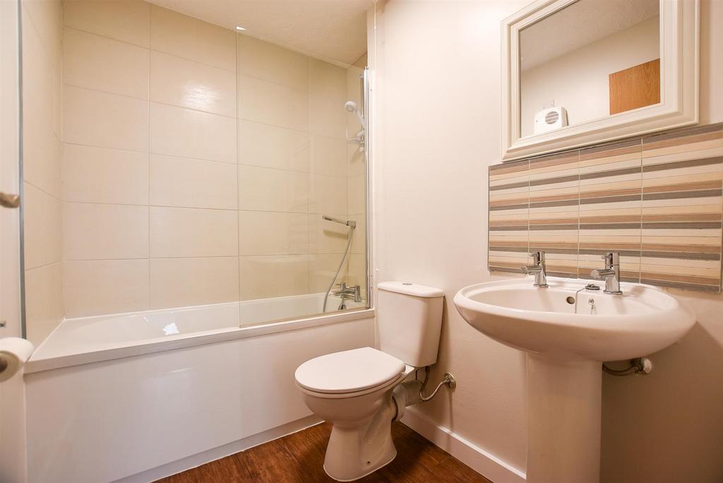 Bathroom.jpg