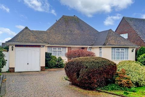 2 bedroom detached bungalow for sale, Willow Avenue, Rustington BN16