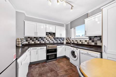 3 bedroom flat for sale, Dovecot Road, Westquarter, FK2