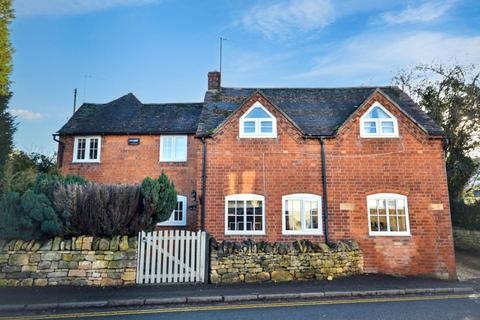4 bedroom detached house for sale, Main Road, Bredon, Tewkesbury, Gloucestershire