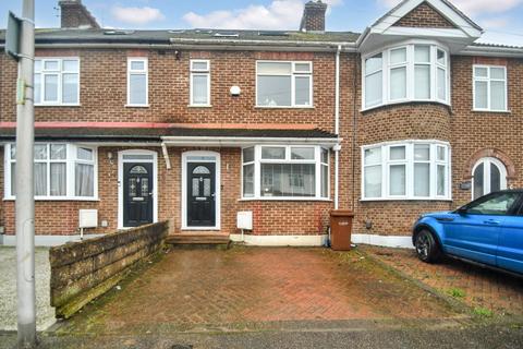 4 bedroom terraced house for sale, Sunnymead Avenue, Gillingham, ME7