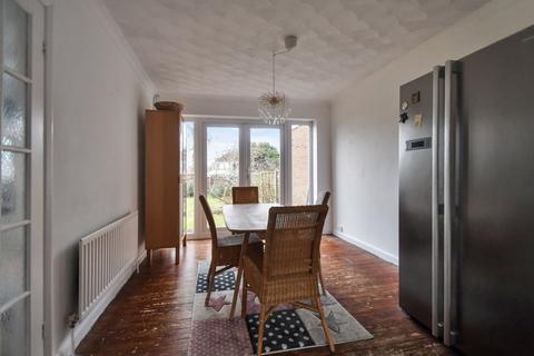 3 bedroom semi-detached house for sale, Childscroft Road, Rainham, Gillingham, ME8