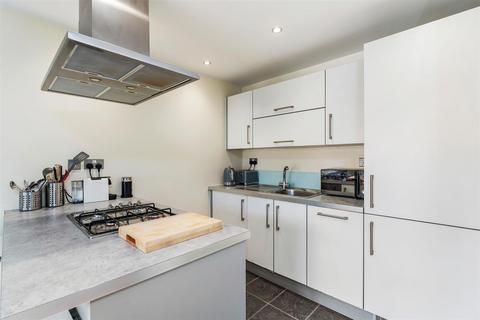 1 bedroom apartment to rent, Ivory Court, Queen Mary Avenue, South Woodford