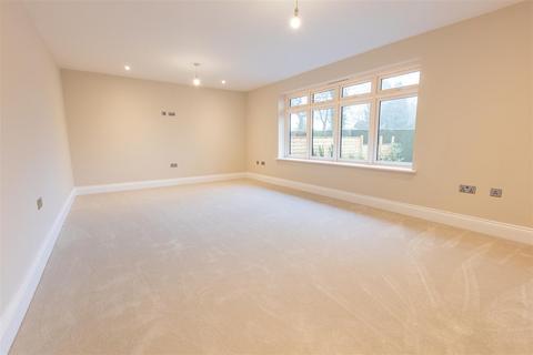 5 bedroom detached house for sale, Fulford Hall Road, Tidbury Green, Solihull