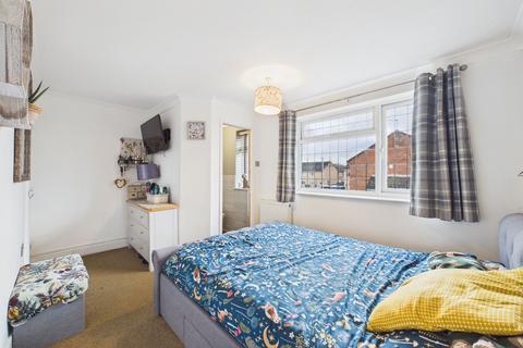 3 bedroom semi-detached house for sale, Harwood Avenue, Thetford, IP24
