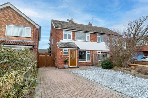 3 bedroom semi-detached house for sale, Braemar Close, Loughborough LE12