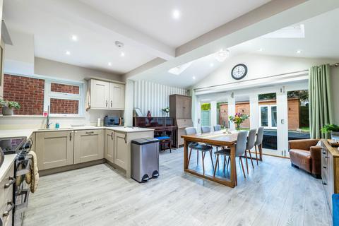 3 bedroom semi-detached house for sale, Braemar Close, Loughborough LE12
