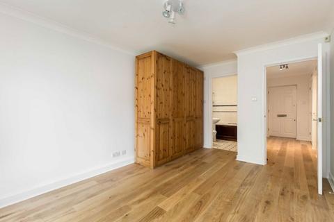 undefined, Darlaston Road, London SW19