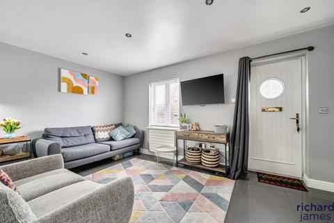 3 bedroom terraced house for sale, Rysy Court, Haydon End, Swindon, SN25