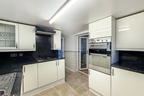 3 bedroom end of terrace house for sale, Excelsior Terrace, Ferndale CF43