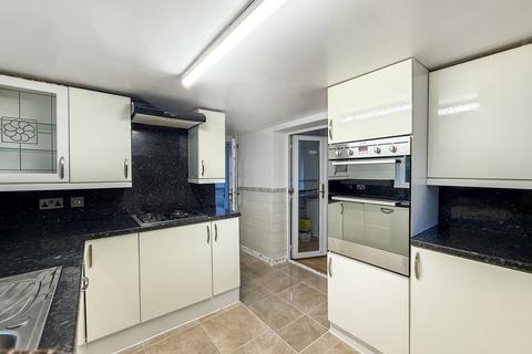 undefined, Excelsior Terrace, Ferndale CF43