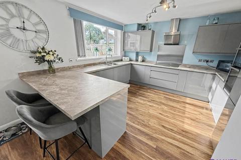 4 bedroom semi-detached house for sale, The Mead, Plymouth PL7