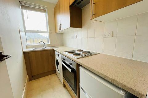 1 bedroom flat to rent, New London Road, Chelmsford, CM2 0RG