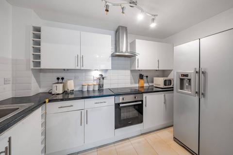 2 bedroom flat to rent, Chaucer Drive, Bermondsey, London, SE1