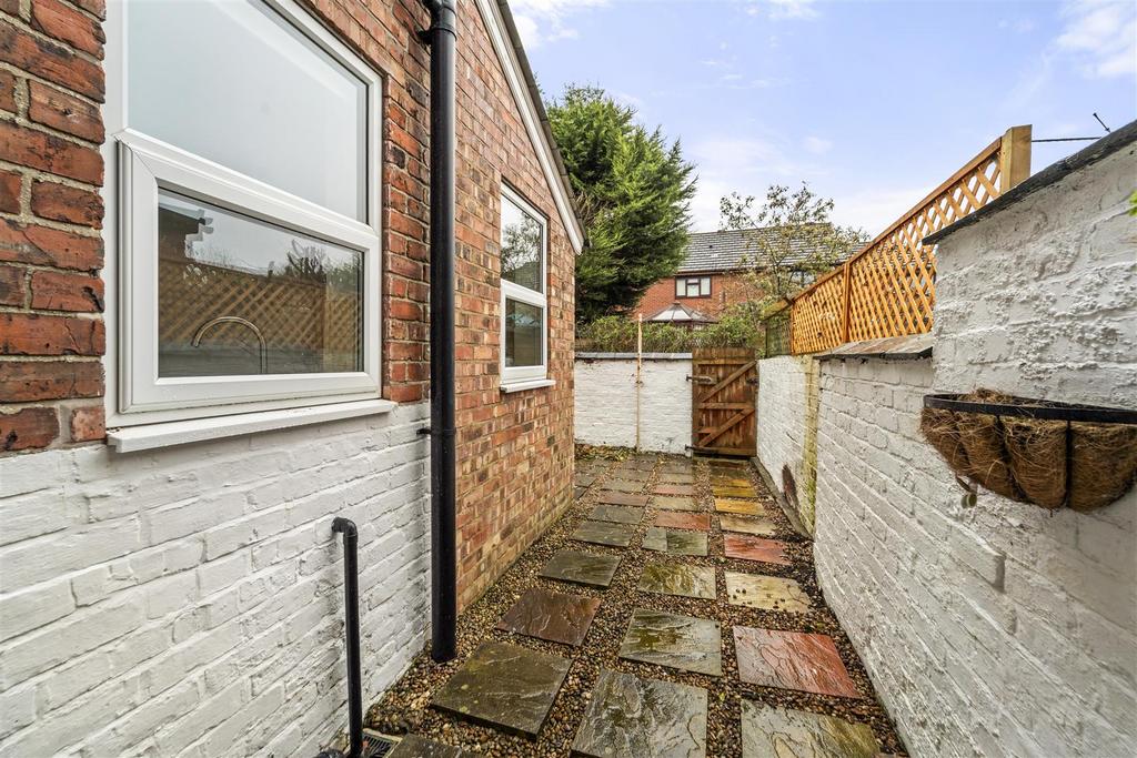DSC06247.jpg