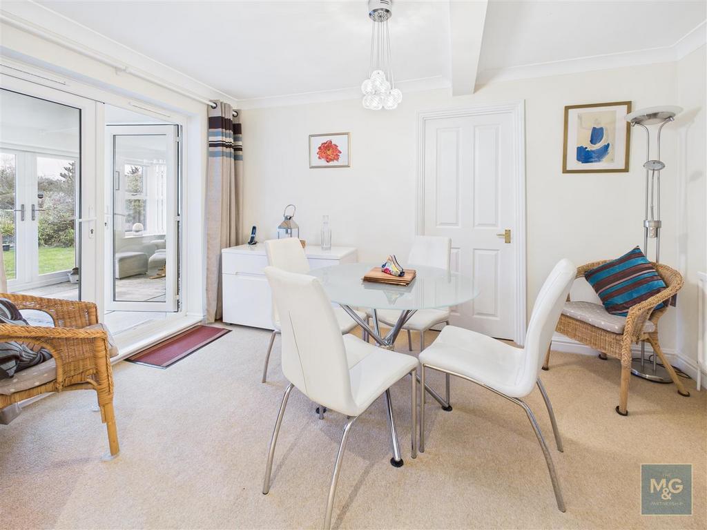 Breakfast Room
