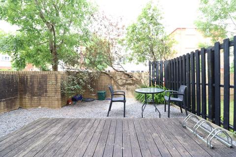 undefined, Highmoor, Swansea SA1