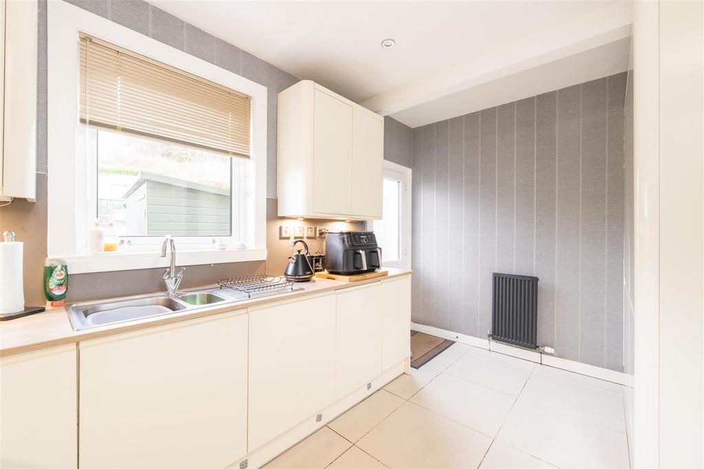 42 croft road-06.jpg