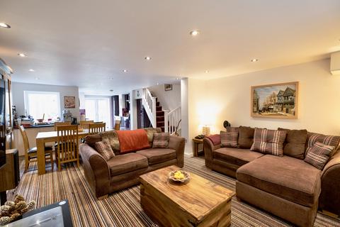 4 bedroom terraced house for sale, Poole BH12