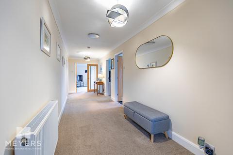 3 bedroom bungalow for sale, Poole BH17