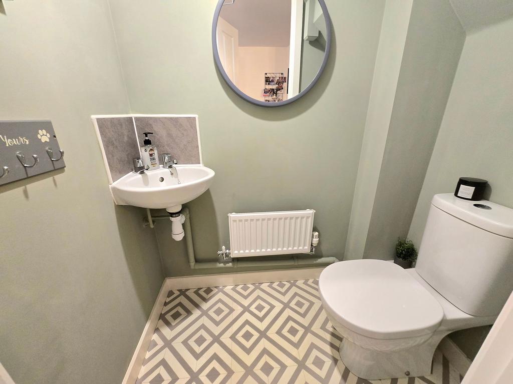 Cloakroom/WC