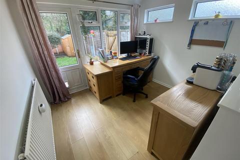 1 bedroom terraced house for sale, Humphries Drive, Kidderminster