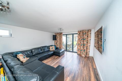 3 bedroom detached bungalow for sale, Rawnsley Road, Cannock WS12