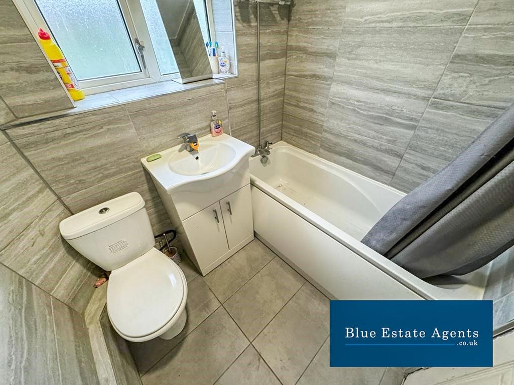 Bathroom Suite