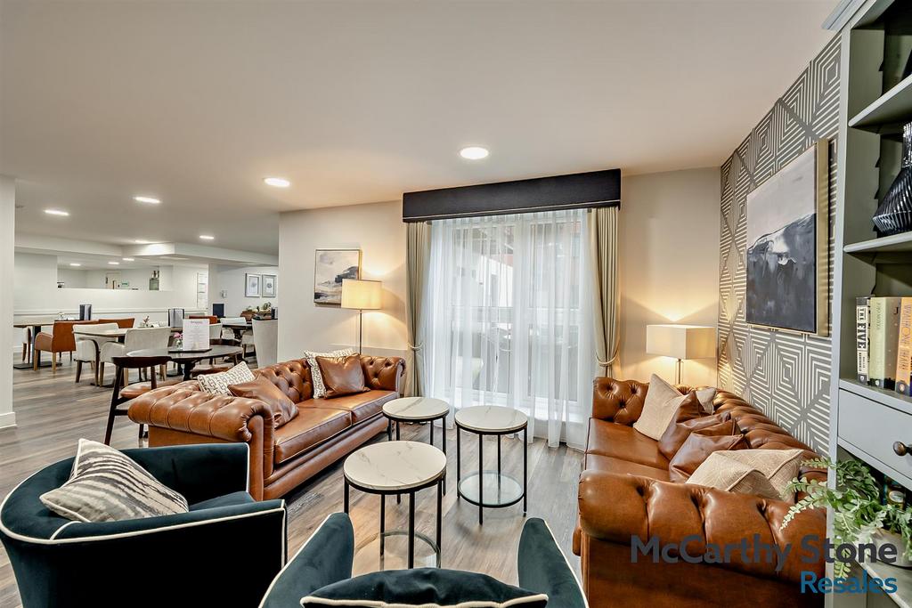 Homeowners Lounge