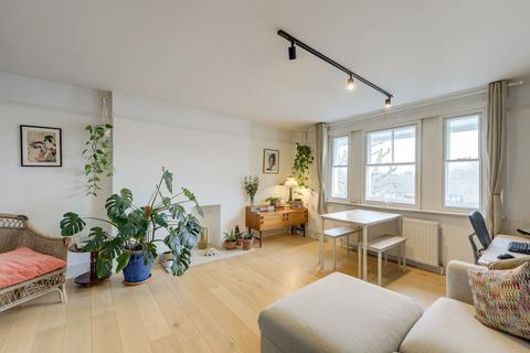 2 bedroom flat for sale, Burnt Ash Road, Lee, SE12