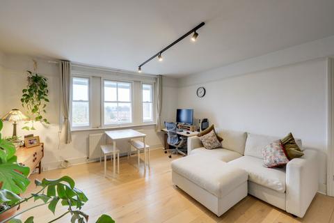 2 bedroom flat for sale, Burnt Ash Road, Lee, SE12
