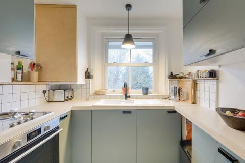 2 bedroom flat for sale, Burnt Ash Road, Lee, SE12