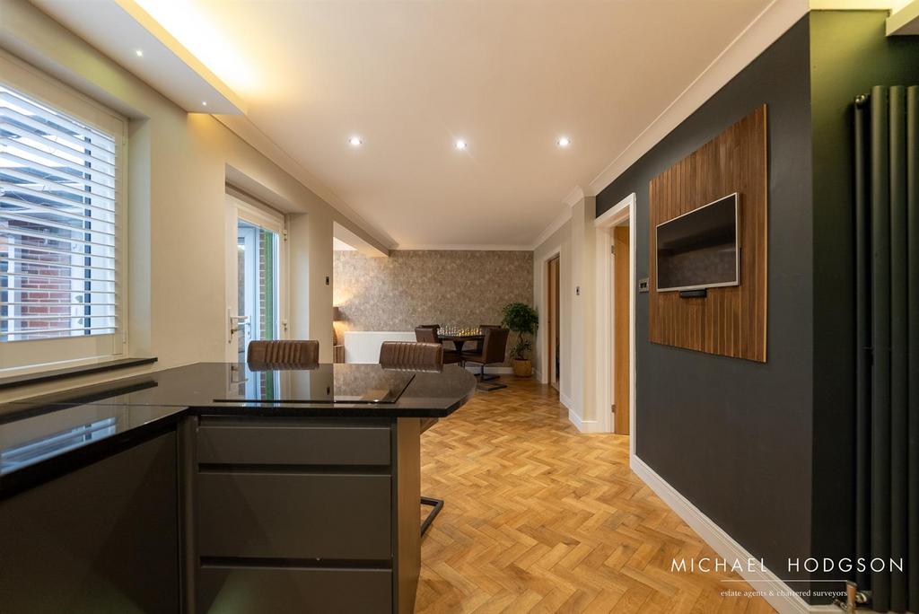 Tollerton Drive-16.jpg
