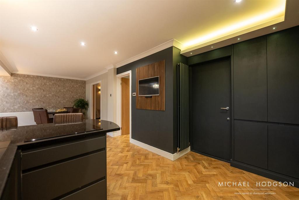 Tollerton Drive-17.jpg