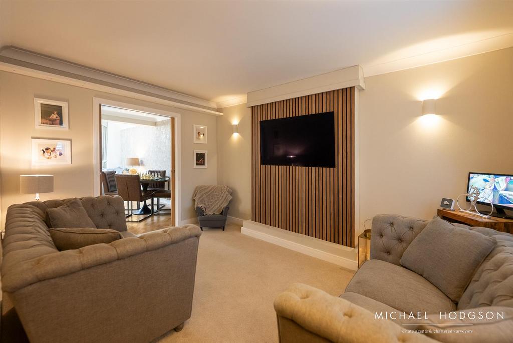 Tollerton Drive-06.jpg