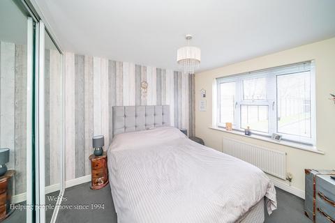 2 bedroom flat for sale, Wolverhampton Road, Cannock WS11