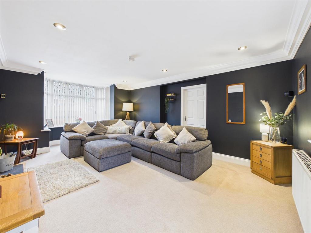 Lounge: