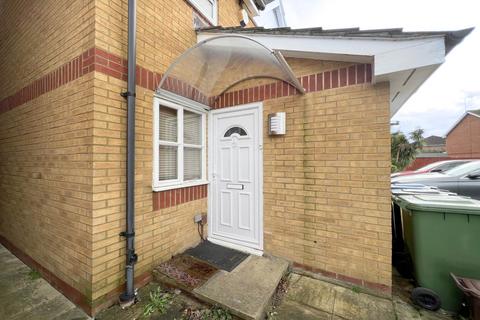 4 bedroom semi-detached house for sale, Windrush, New Malden