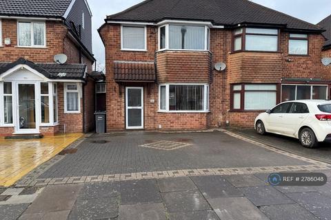 3 bedroom semi-detached house to rent, Maryland Avenue, Birmingham, B34