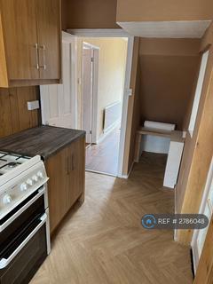 3 bedroom semi-detached house to rent, Maryland Avenue, Birmingham, B34