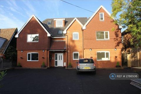 undefined, Reading Road, Winnersh, RG41