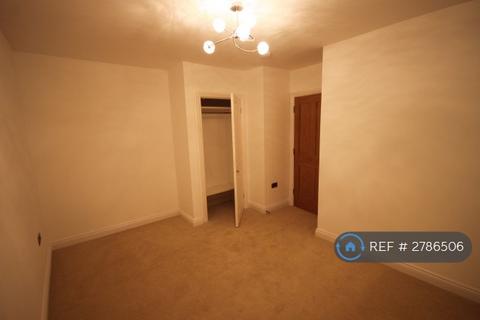undefined, Reading Road, Winnersh, RG41