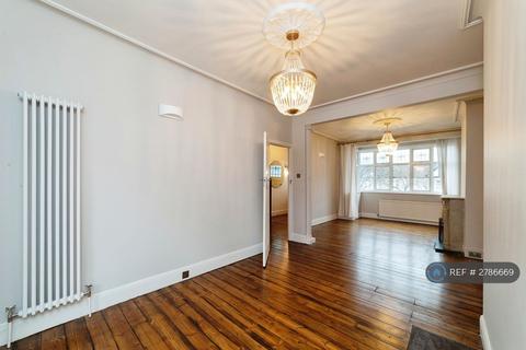 3 bedroom terraced house to rent, Lansdowne Road, London, E4