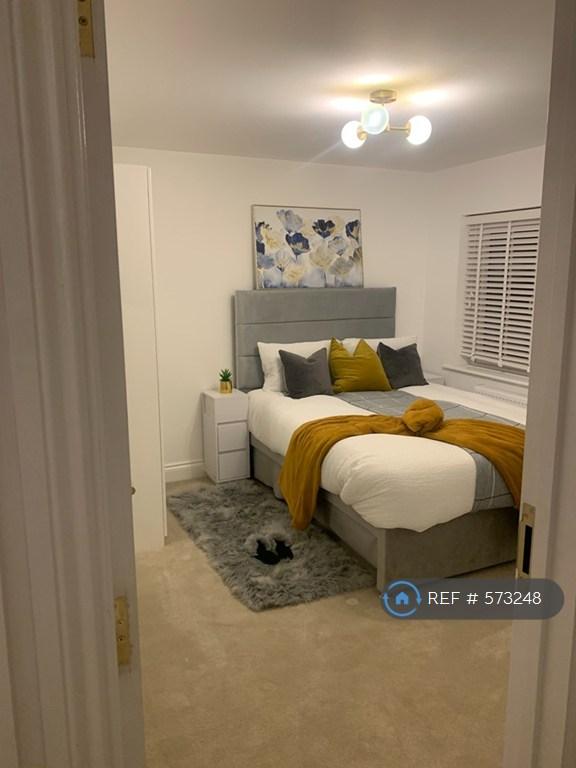 Double Bedroom