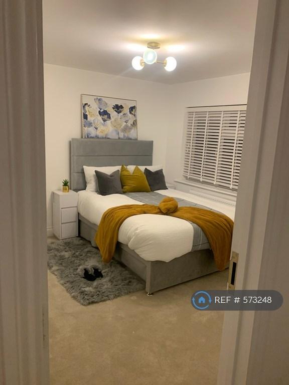 Double Bedroom