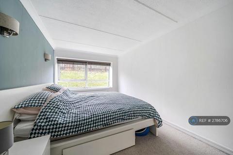 2 bedroom flat to rent, Solomons Hill, Rickmansworth, WD3