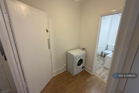 1 bedroom flat to rent, Breakspears Road, London, SE4