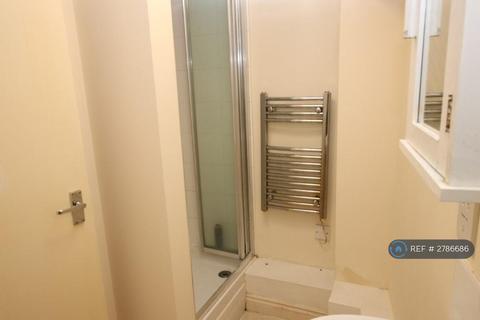 undefined, Russell Street, Reading, RG1