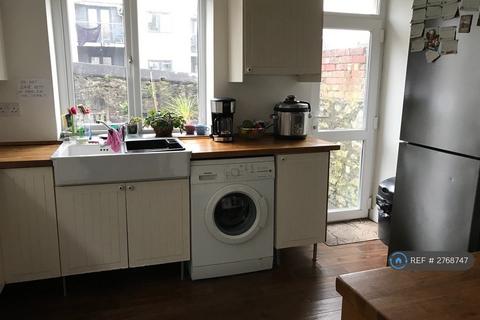 undefined, Diamond Avenue, Plymouth, PL4