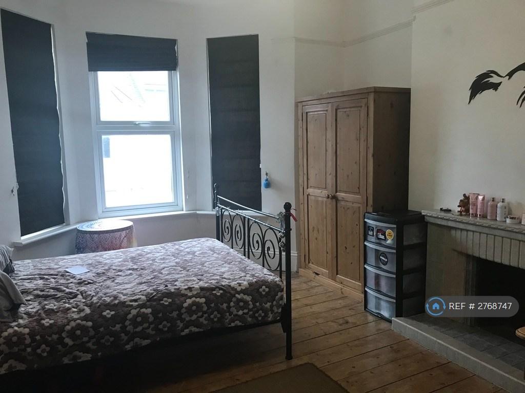 Room 5 View 1